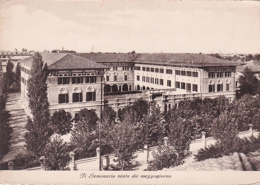 Il seminario Minore di Parma in una cartolina degli anni '40